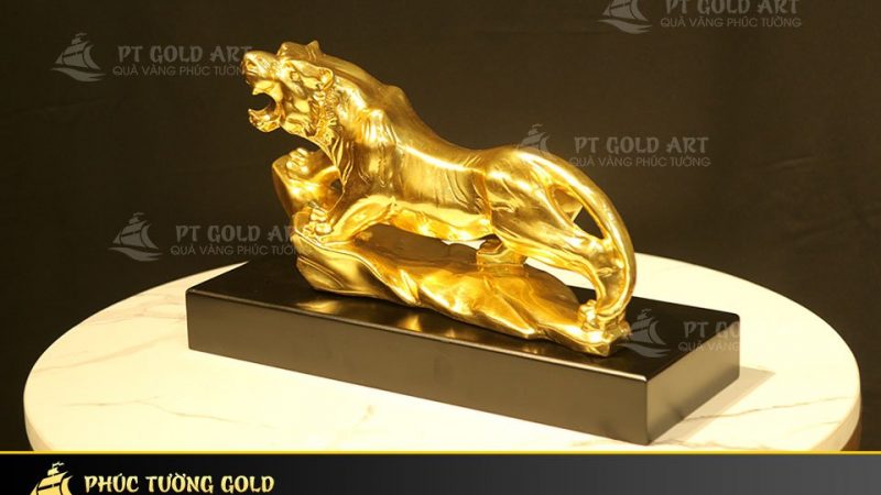 Ấn tượng ban đầu về quà tặng tượng hổ vàng 24k